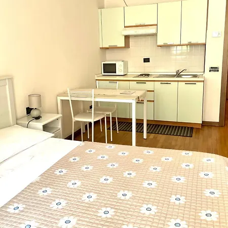 拉特拉萨德尔散特罗酒店 公寓 贝尔加莫